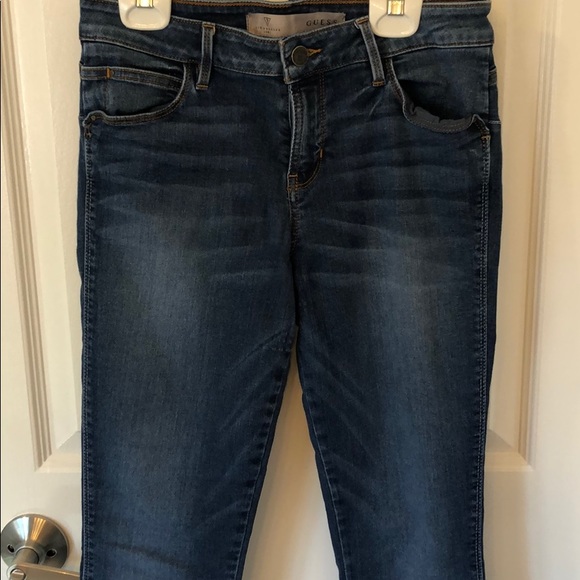 Guess Jeans - Picture 2 of 10